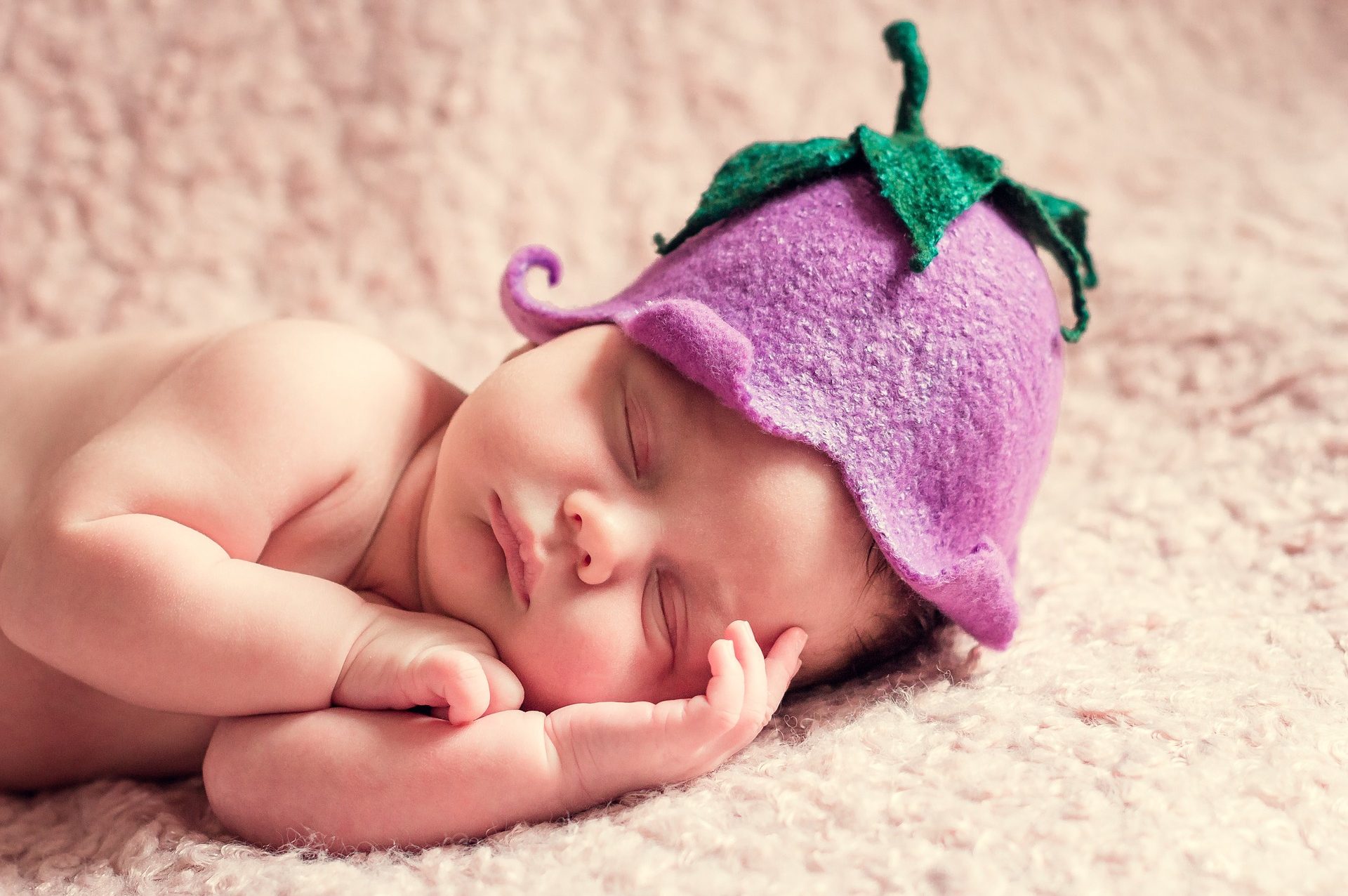 cropped-newborn-purple-hat-1.jpg